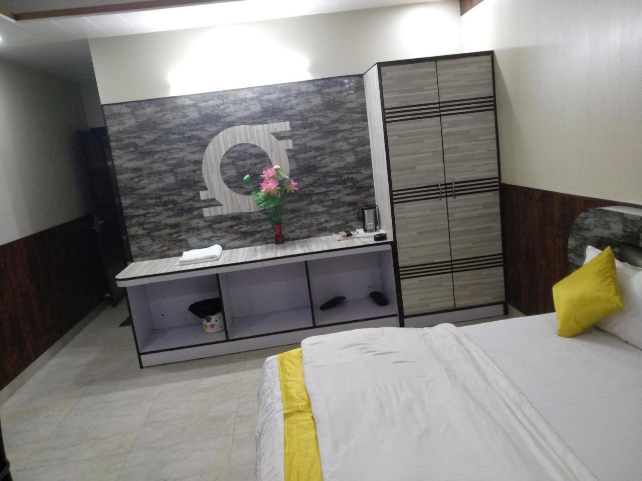 Hotel Rb Palace Dhaulpur Exterior photo